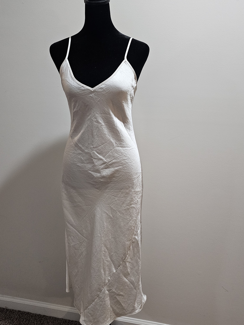Aritzia By Wilfred Only Slip Satin Dress Size XS Dress with Spaghetti Strap{B21} - Picture 1 of 13